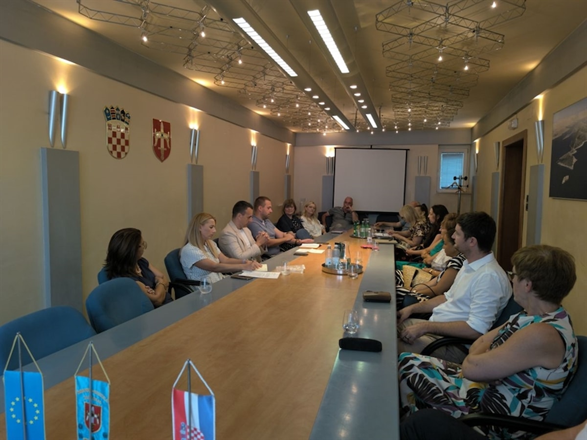 Priopćenje za javnost : Poboljšanje dostupnosti i kvalitete zdravstvene zaštite na području Šibensko-kninske županije