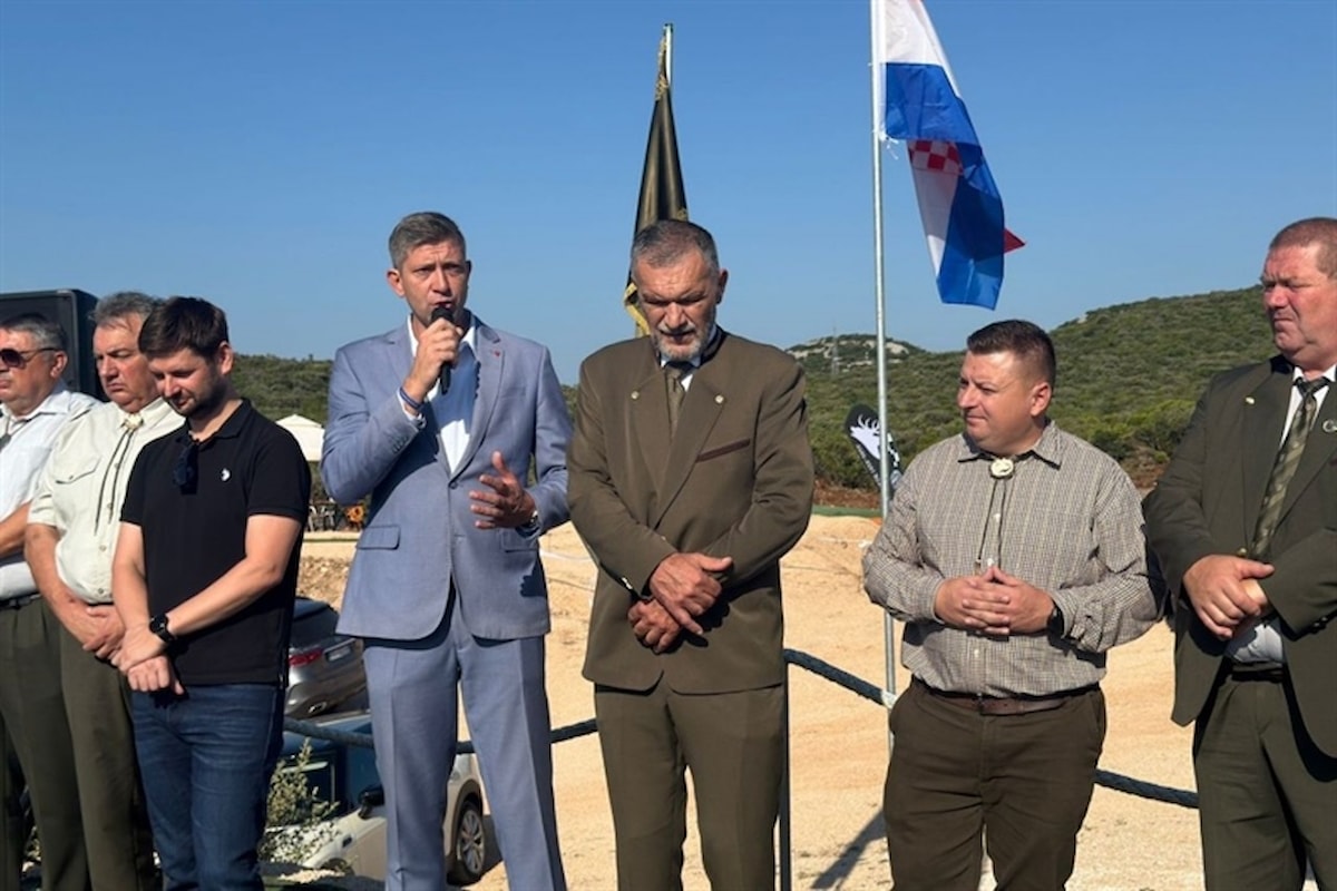 Zamjenik župana otvorio 3. Memorijalni kup u lovnom streljaštvu „Đuro Dečak“