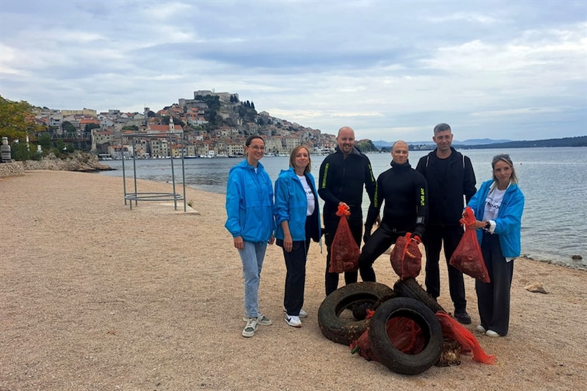 „Sretno more“ na gradskoj plaži Banj: Održana akcija čišćenja u organizaciji DIH Innovamarea