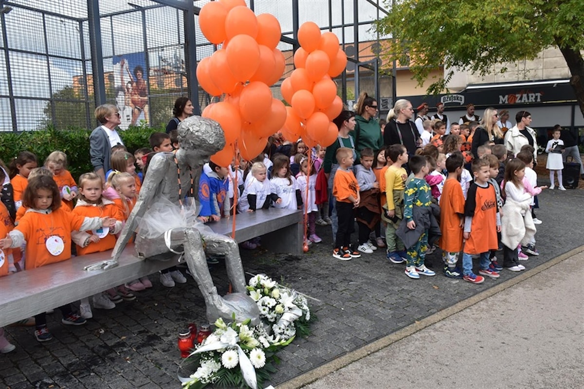 U Šibeniku svečano obilježen 61. rođendan Dražena Petrovića