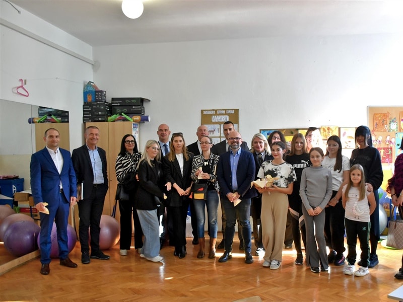 Predstavnici Svjetske banke i Ministarstva znanosti, obrazovanja i mladih posjetili Šibensko-kninsku županiju