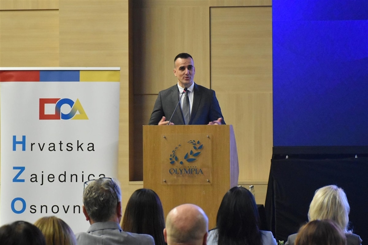 U Vodicama otvoren Državni stručni skup za ravnatelje, tajnike i voditelje računovodstva škola i vrtića