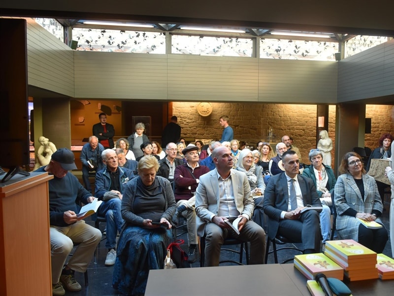 U šibenskom muzeju predstavljen novi broj godišnjaka „Osvit“, posvećen don Krsti Stošiću