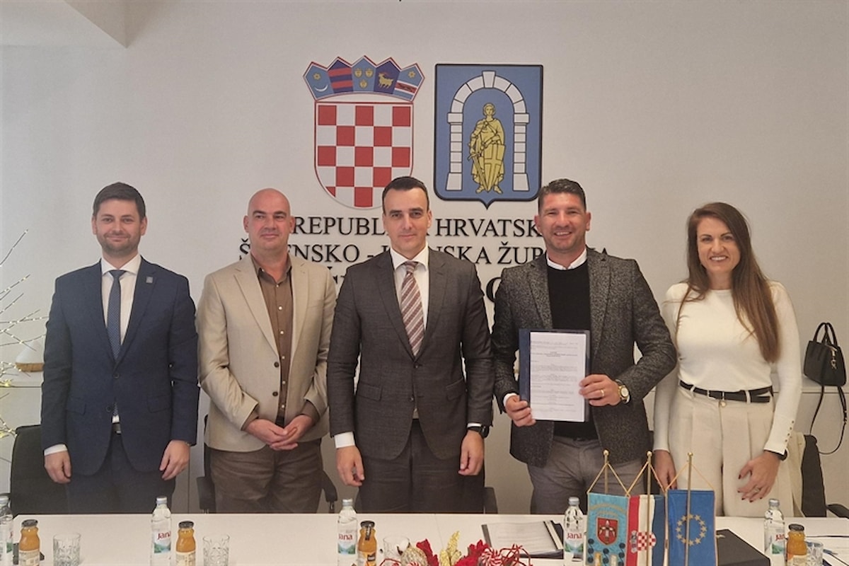 Potpisan ugovor za početak radova na dogradnji školske sportske dvorane uz Osnovnu školu Pirovac