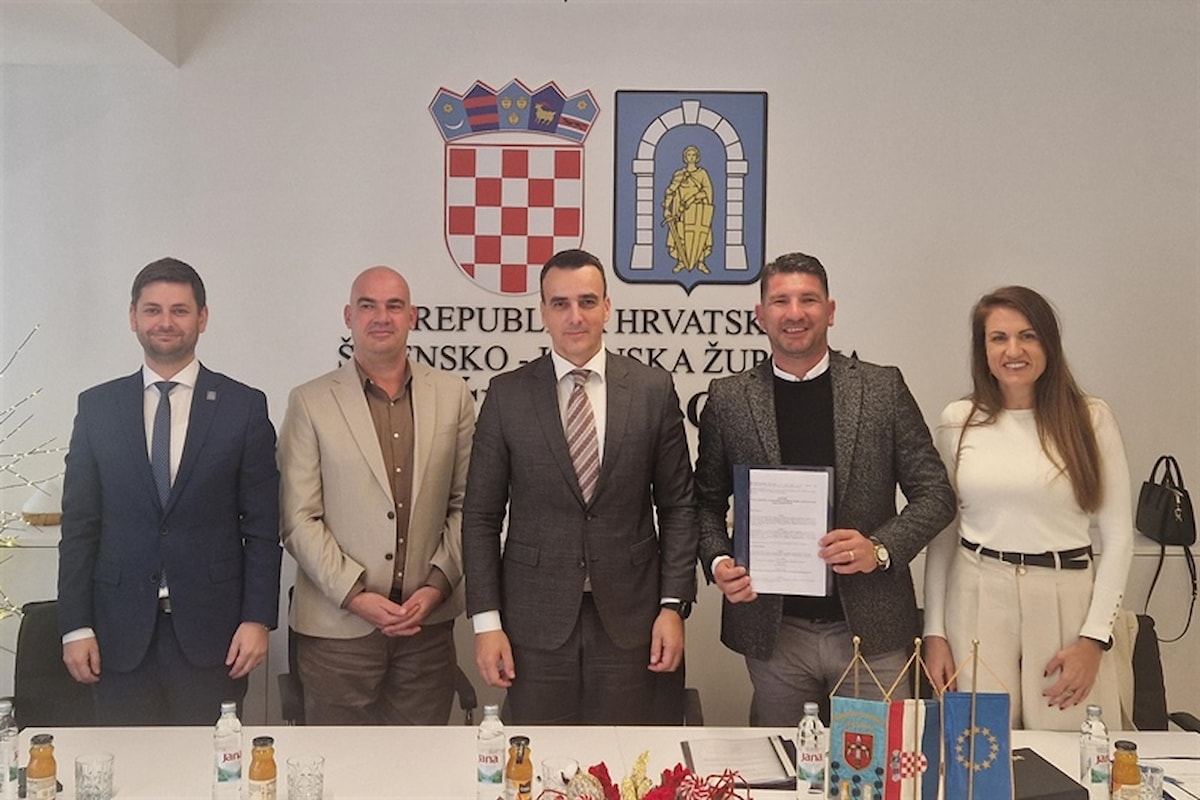 Potpisan ugovor za početak radova na dogradnji školske sportske dvorane uz Osnovnu školu Pirovac