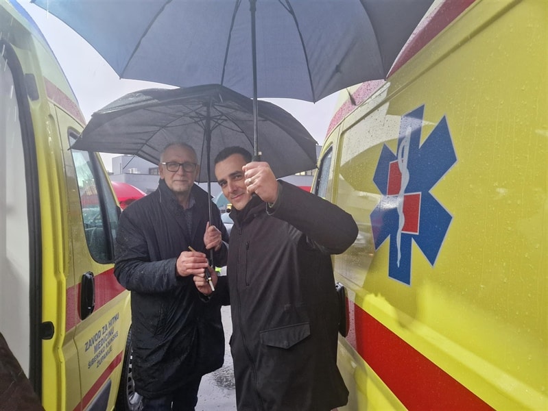 Županijskom Zavodu za hitnu medicinu uručeno šest novih vozila