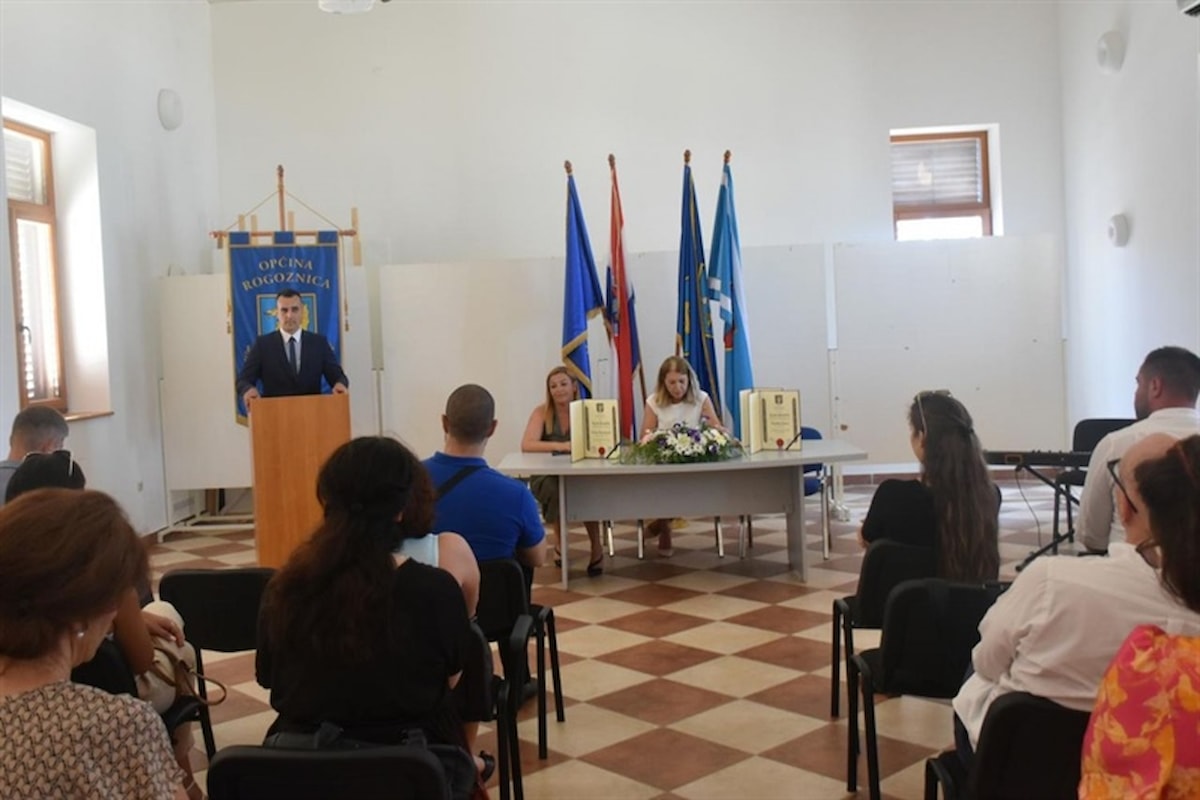 Uoči Dana općine Rogoznica, održana svečana sjednica Općinskog vijeća Općine Rogoznica