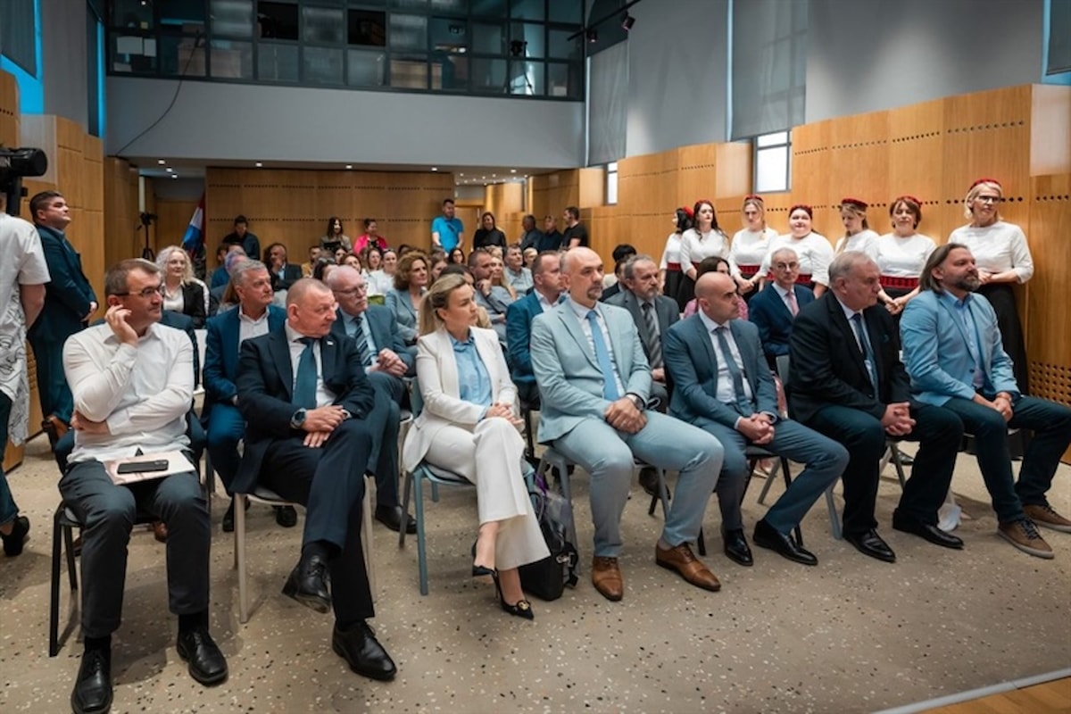 U Skradinu svečano otvoren 14. Sajam agroturizma Šibensko-kninske županije