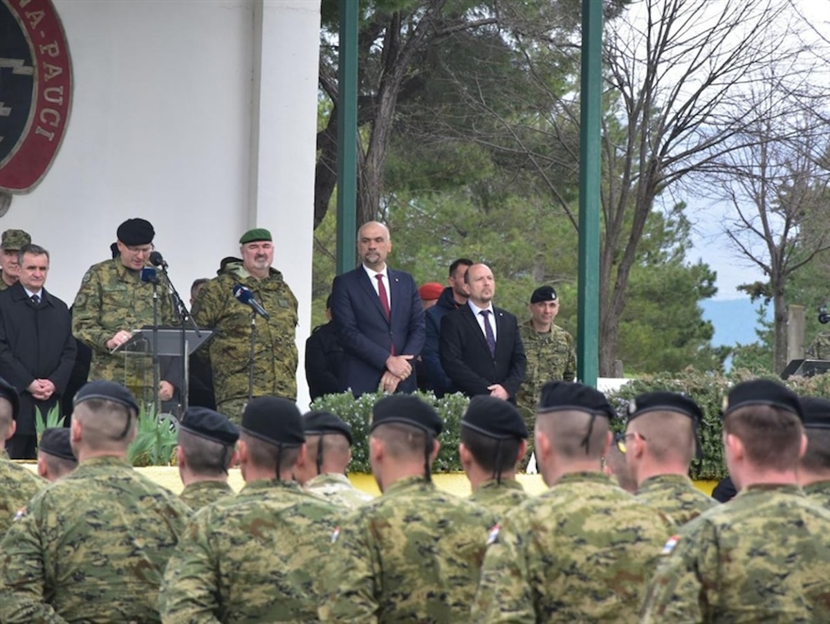 U Kninu svečano obilježena 18. obljetnica Gardijske mehanizirane brigade Hrvatske kopnene vojske