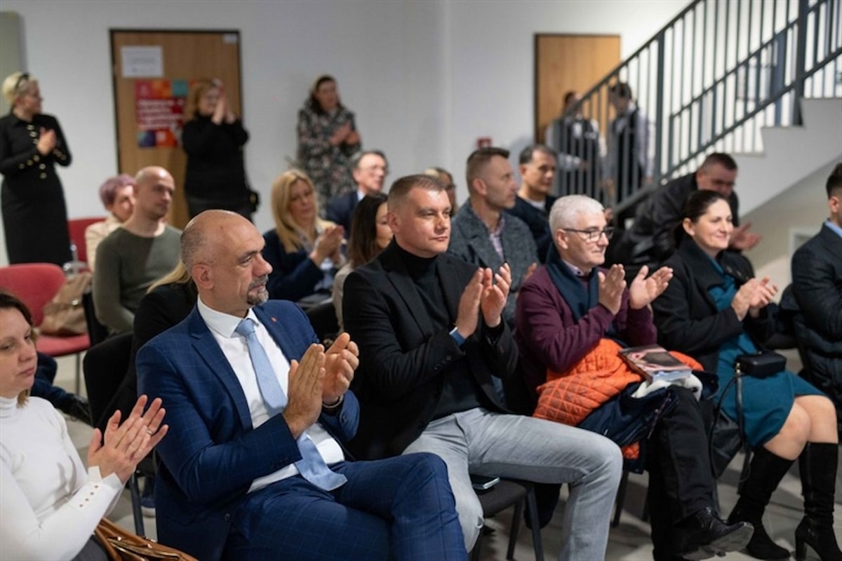 U Osijeku predstavljena kuharica "Volim svoju županiju - Tradicionalna jela prema modernoj recepturi"