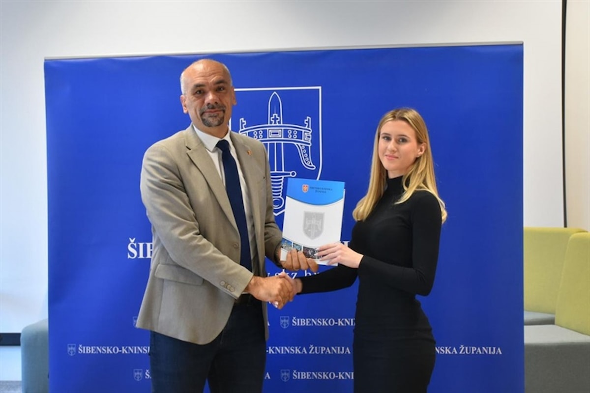 Županija dodijelila 34 stipendije učenicima i studentima za školsku godinu 2024./25.