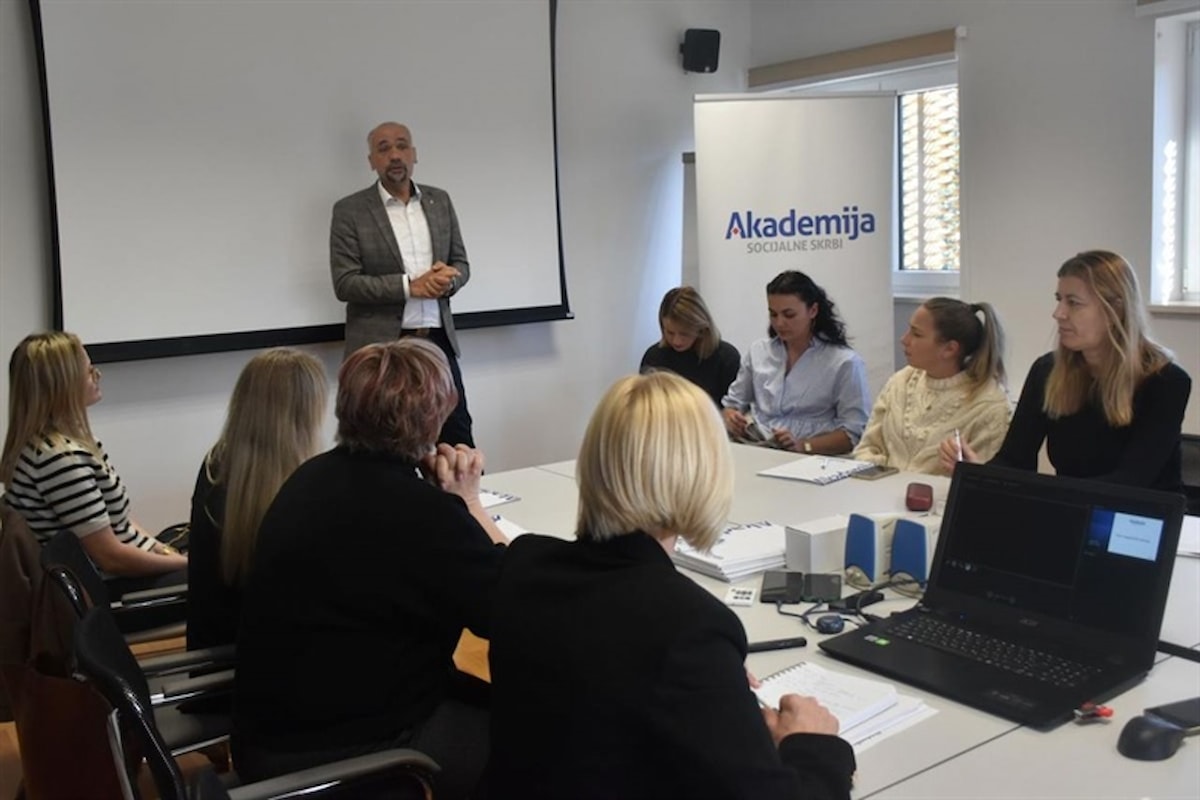 Župan Jelić na edukaciji za stručne i druge radnike iz sustava socijalne skrbi: "Naša ulaganja u ovaj resor rastu iz godine u godinu!"