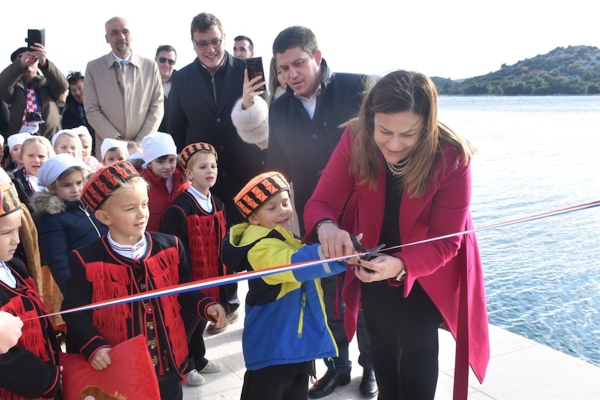 Župan na otvorenju uređene i proširene Donje rive u Tribunju