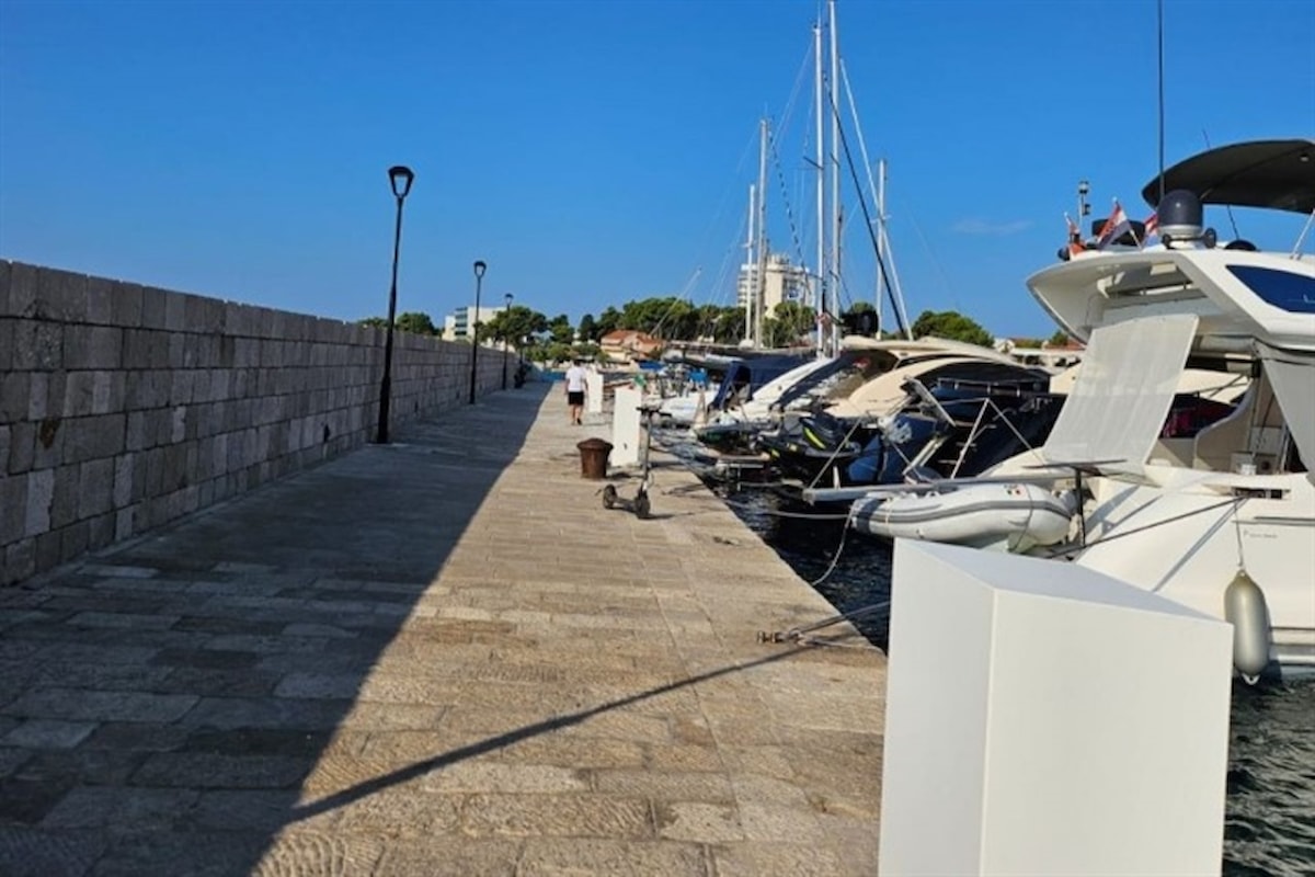 Lučka uprava ŠKŽ završila radove na rekonstrukciji elektro mreže na lučkom području u luci Vodice