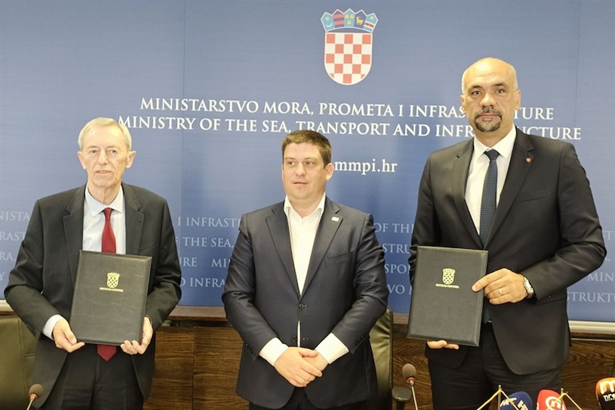 Županu Jeliću svečano uručen Ugovor o sufinanciranju javne usluge u cestovnom prijevozu putnika