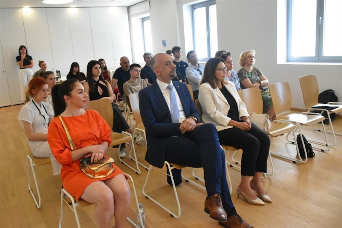 Uručene nagrade učenicima koji su postigli najbolje rezultate na regionalnim i državnim natjecanjima