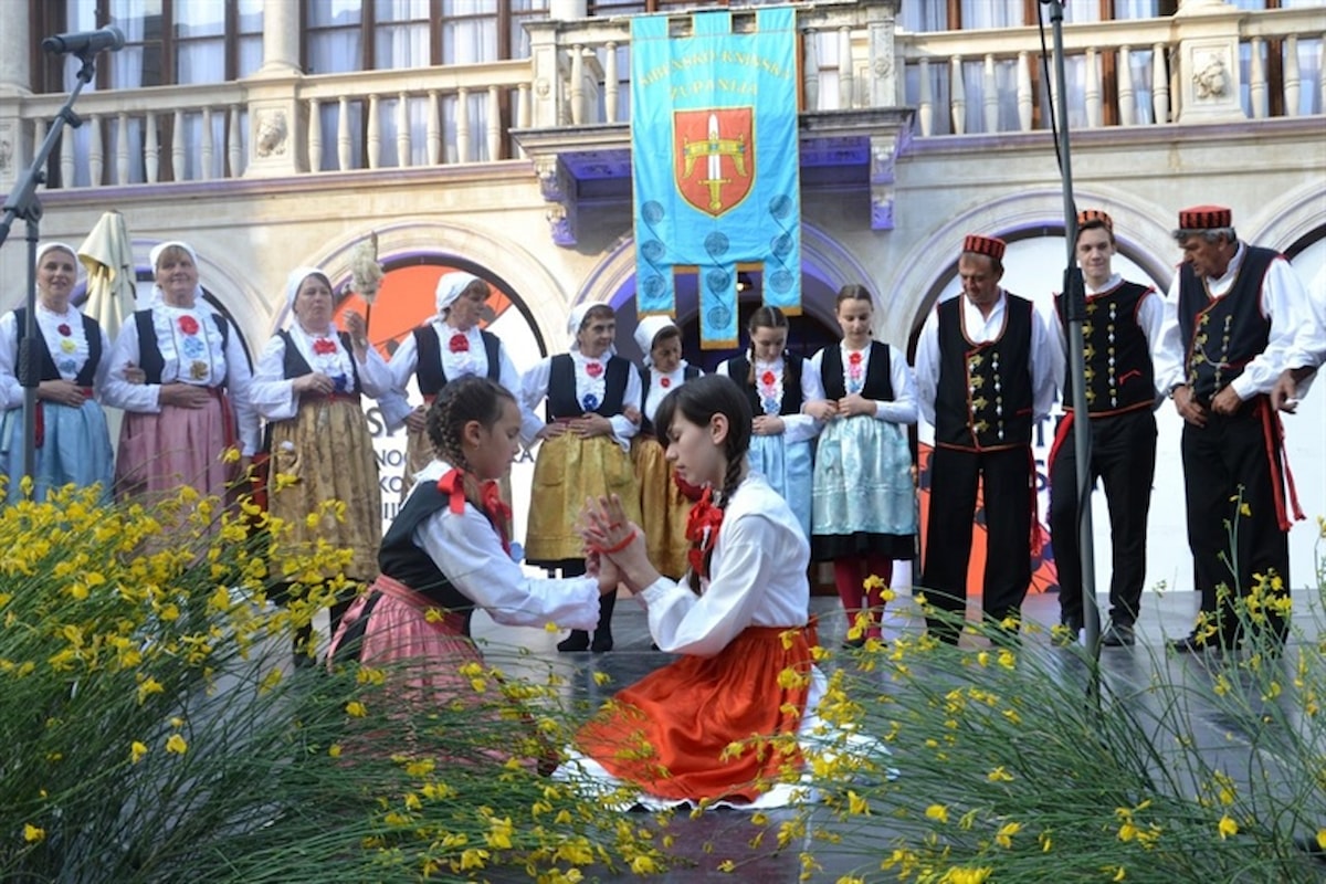 Bogatstvo folklornog stvaralaštva na 14. Smotri folklora u Šibeniku