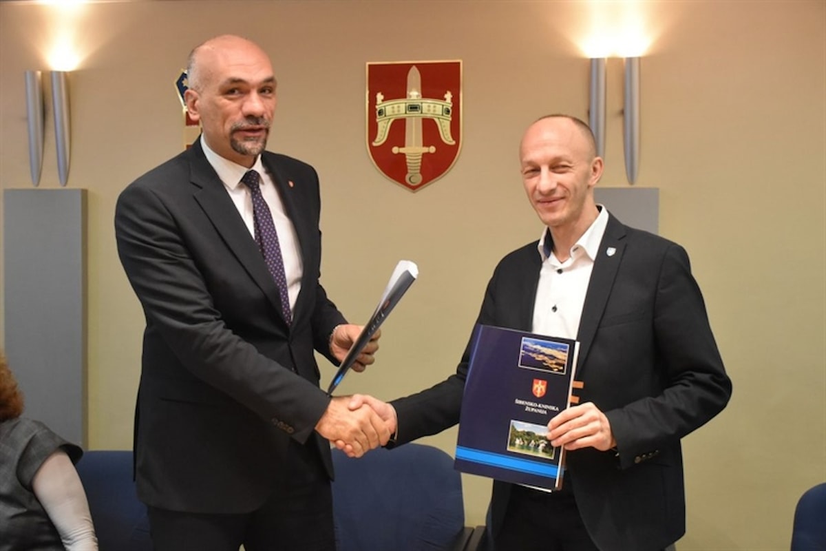 S Ličko-senjskom županijom potpisan sporazum o partnerstvu i suradnji