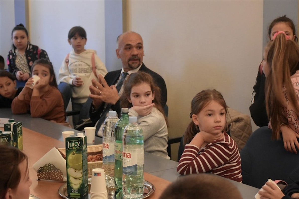 Školarci iz Knina na druženju sa županom