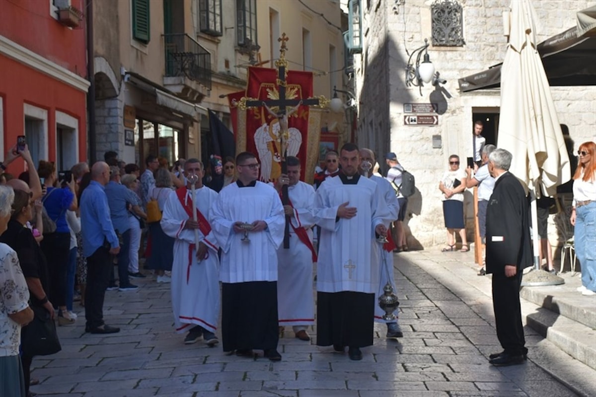 Svečano proslavljen blagdan sv. Mihovila, zaštitnika grada Šibenika i Šibenske biskupije