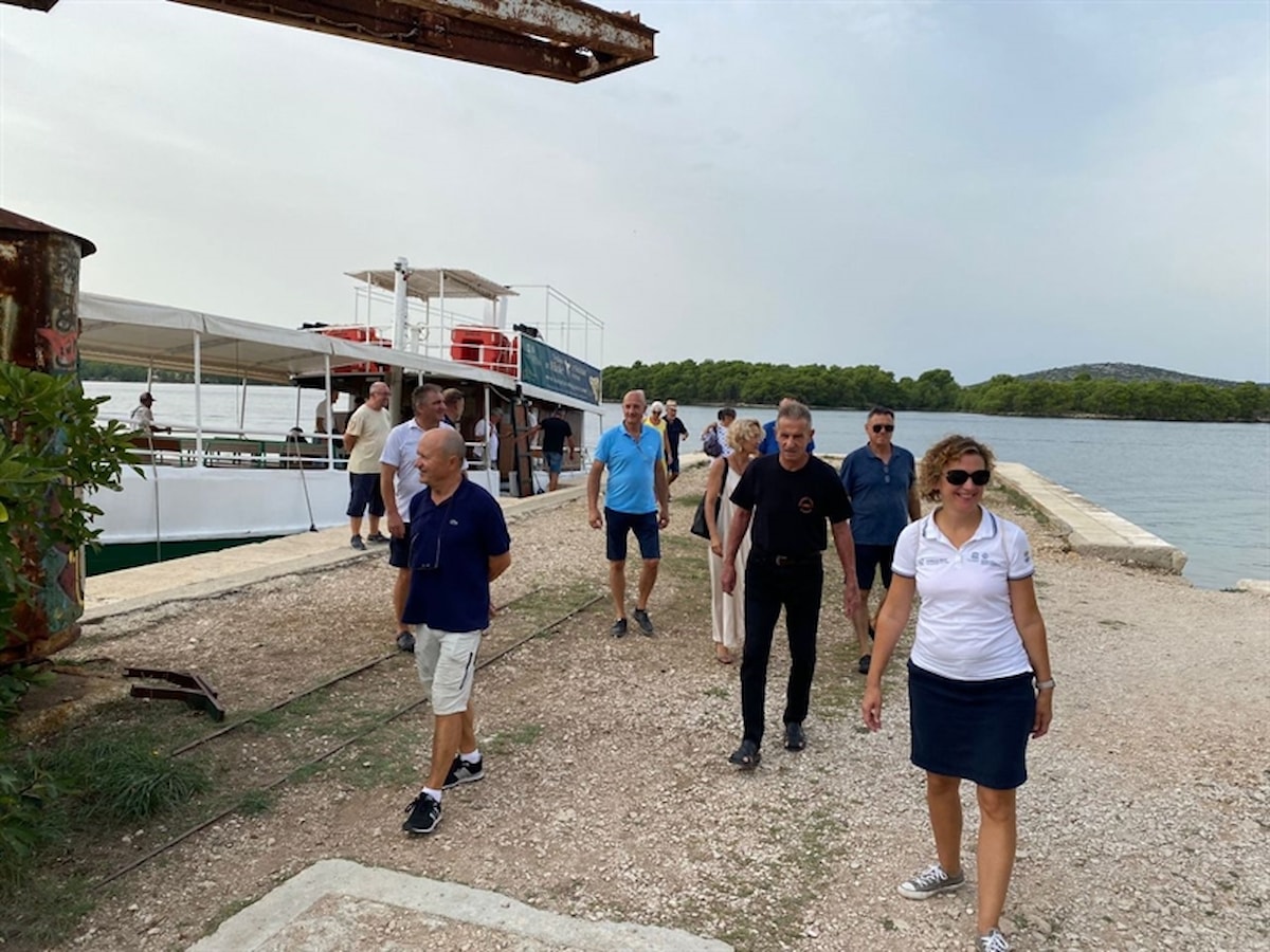 Hrvatski branitelji ŠKŽ-a posjetili Tvrđavu sv. Nikole i Posjetiteljski centar „Kanal sv. Ante“