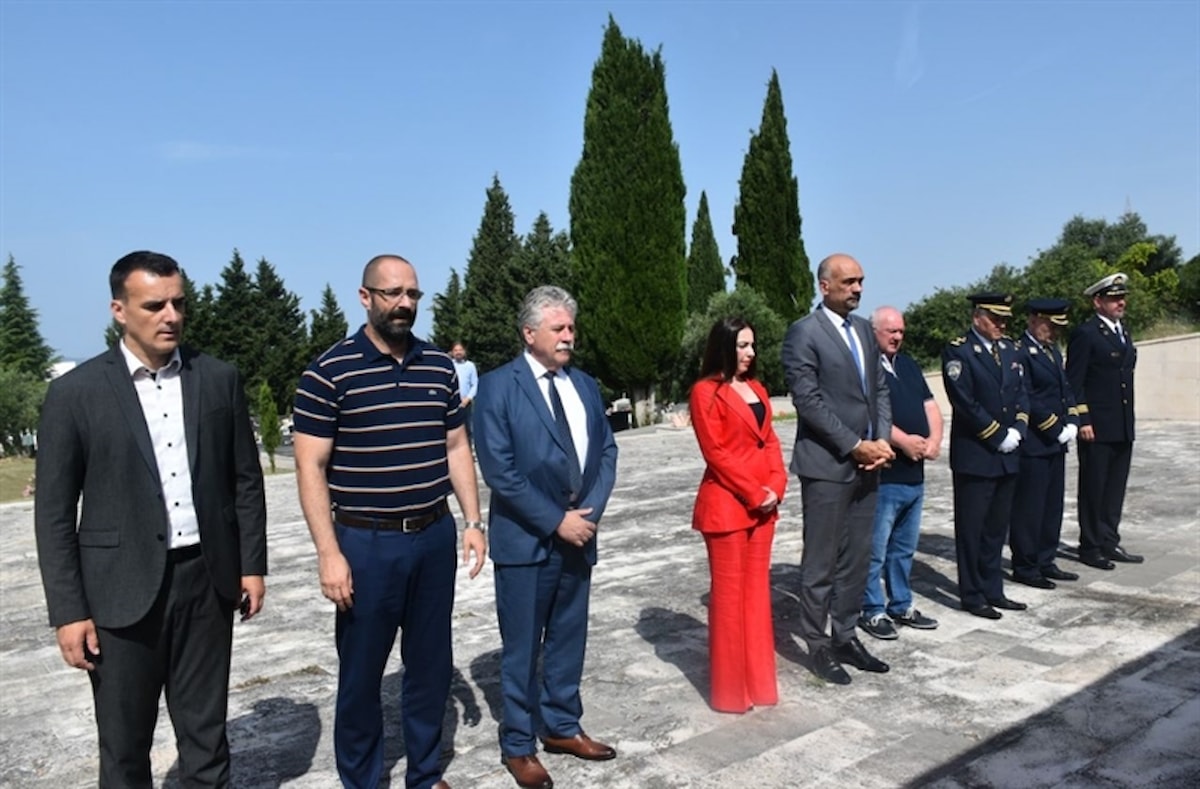 Polaganjem vijenaca obilježen Dan antifašističke borbe