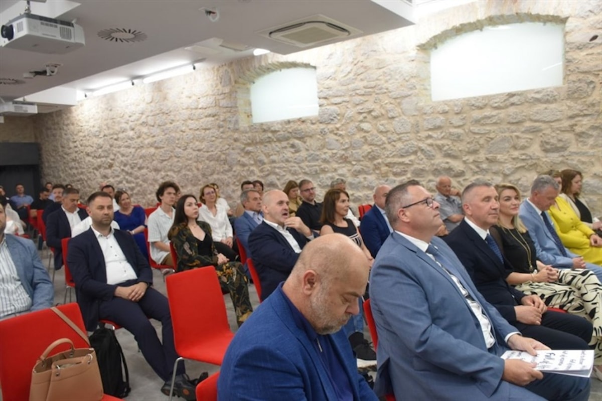 Konferencija o održivoj gastronomiji u obiteljskom i malom hotelijerstvu