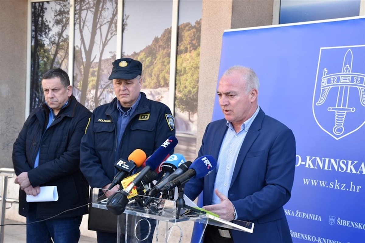Potvrđena su dva slučaja oboljelih od virusa COVID-19 u Šibensko-kninskoj županiji