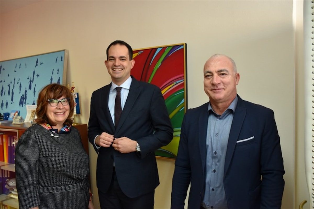 Ministar uprave Ivan Malenica obišao djelatnike Šibensko-kninske županije