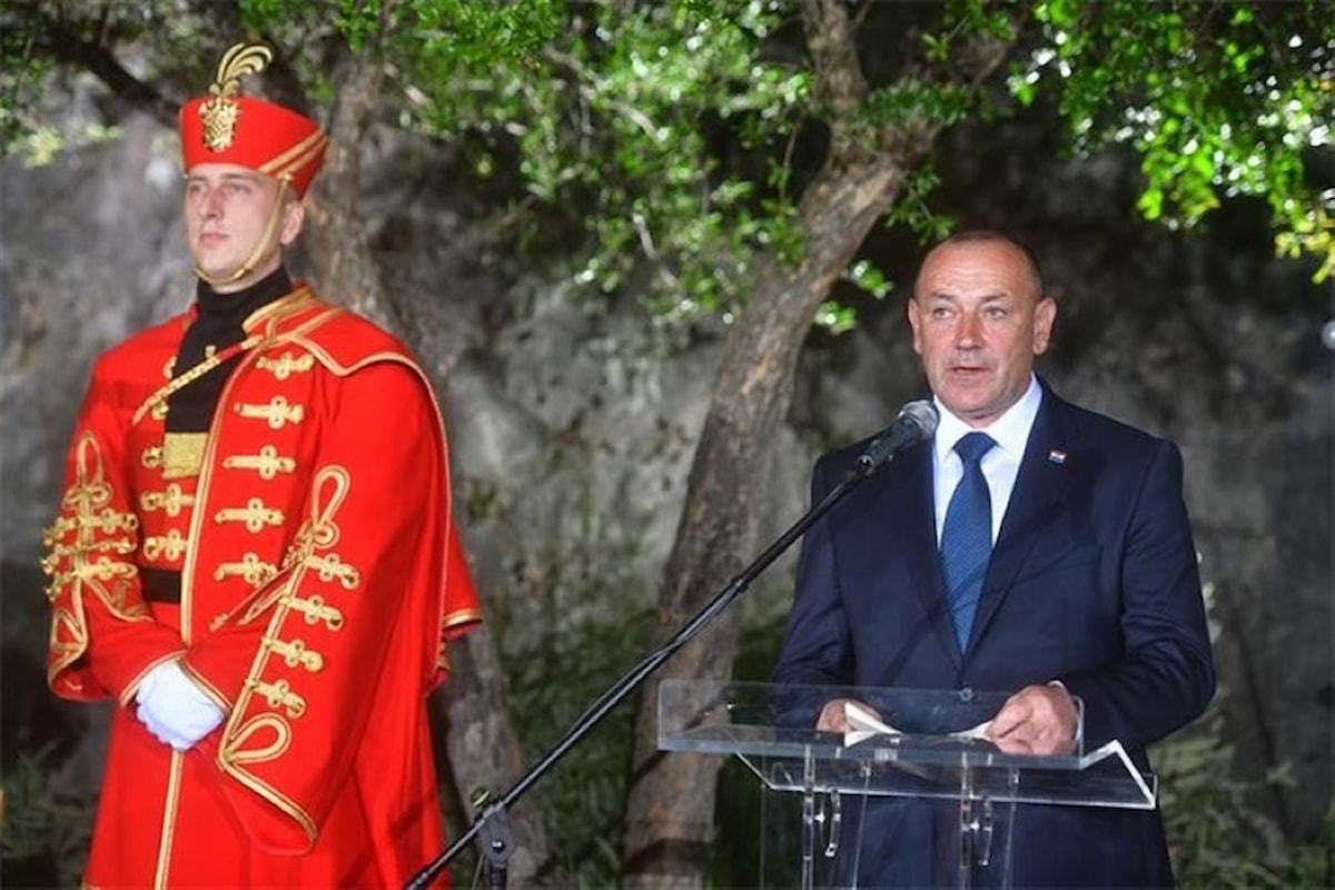 Na kninskoj tvrđavi održan svečani prijem ratnih zapovjednika