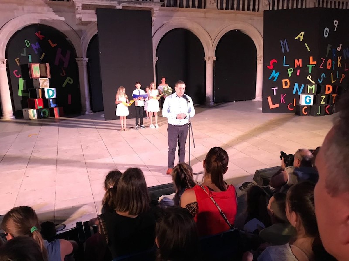 „Djevojčica koja je previše čitala“ zatvorila Međunarodni dječji festival