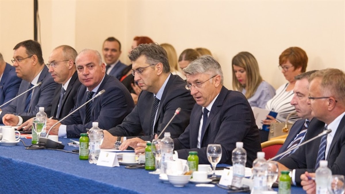 Šesti sastanak Vlade RH i župana: Razvijen je intenzivan dijalog s lokalnom i regionalnom samoupravom
