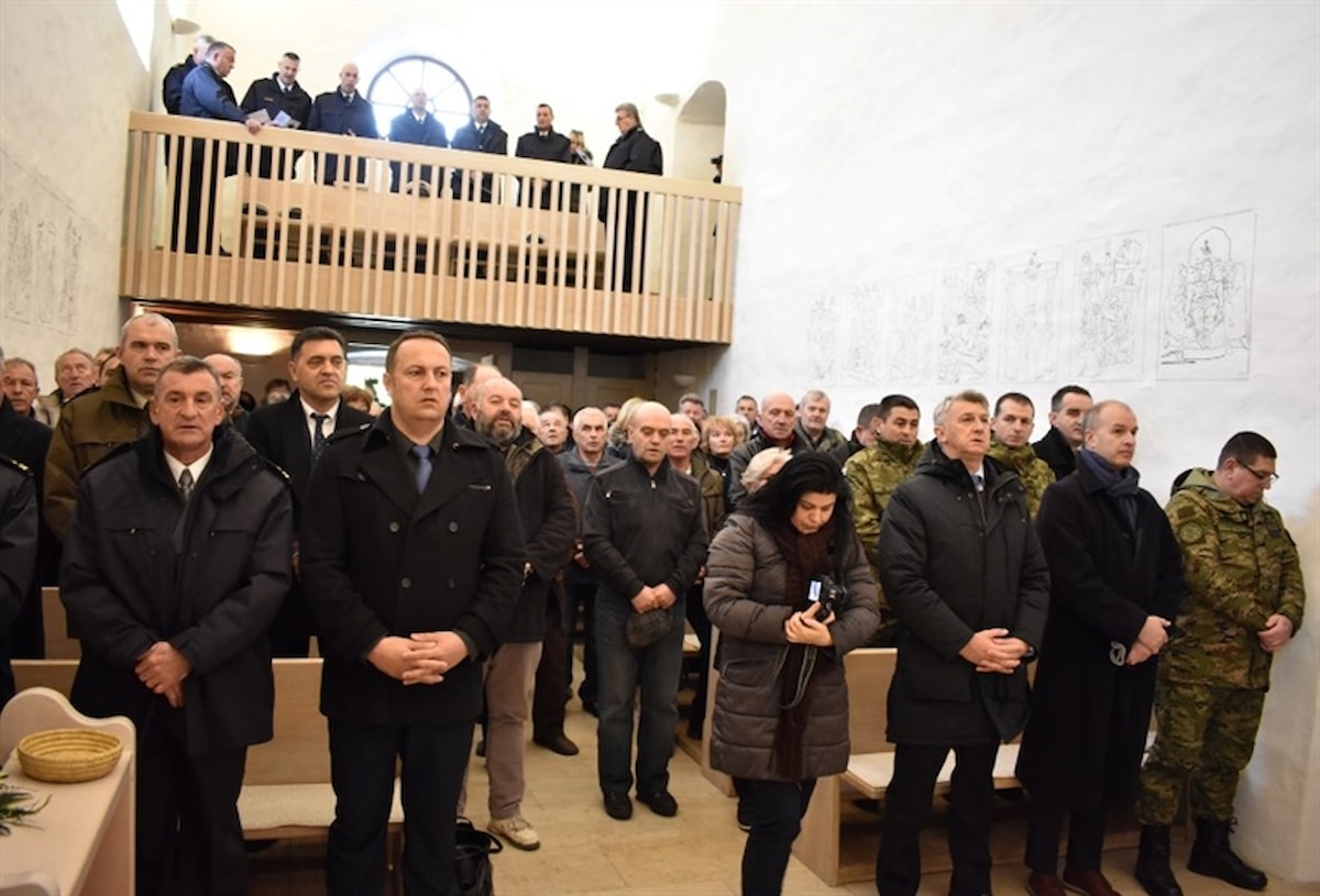 Obilježen Dan sjećanja na 26. godišnjicu razaranja franjevačkog samostana i crkve u Donjem Karinu