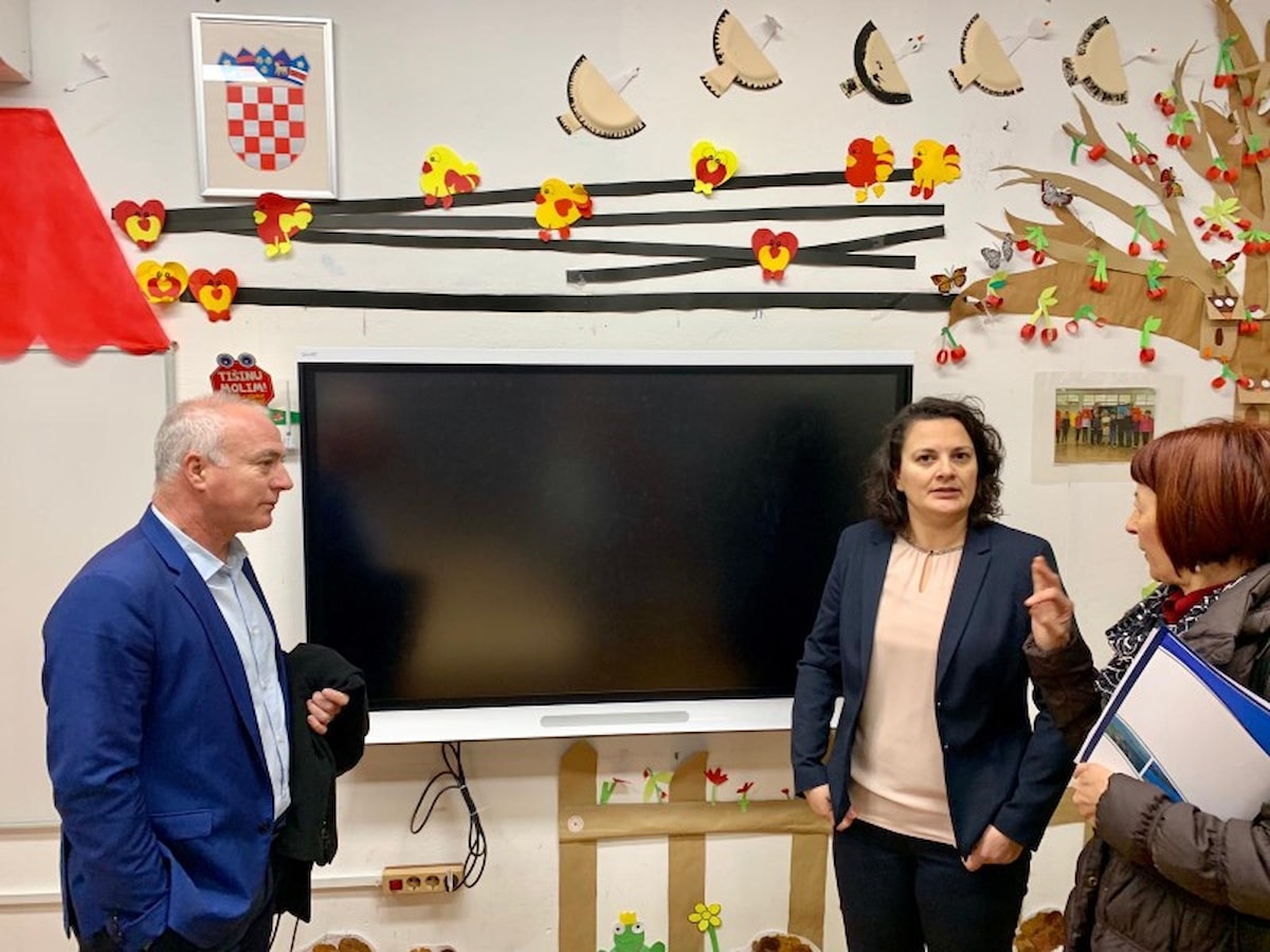 Dovršen projekt energetske obnove zgrade škole u Kistanjama