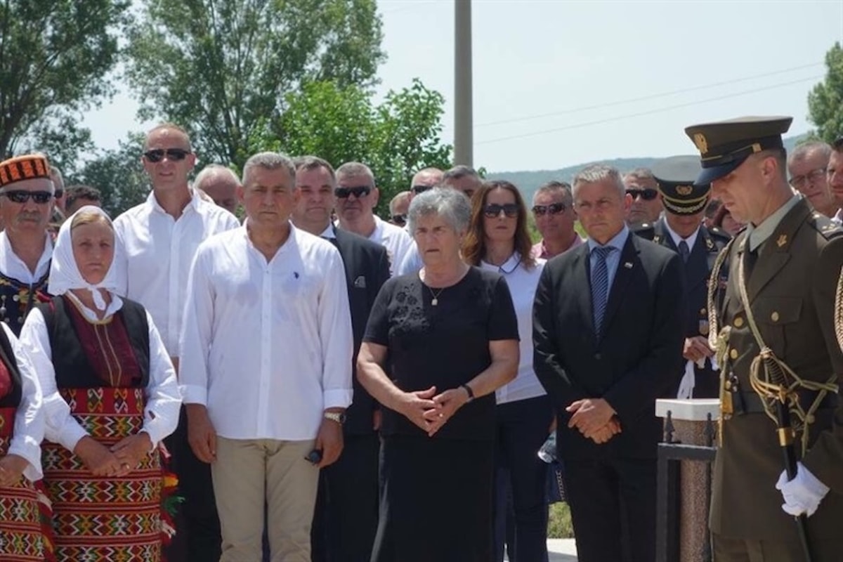 U Otavicama otkriven spomenik Anti Toniju Meštroviću