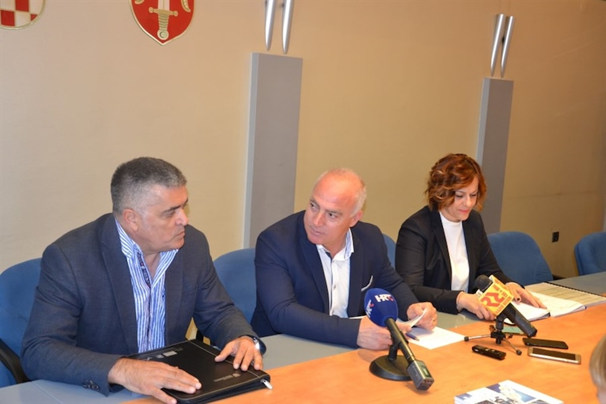 Županija s 1.800.000,00 kuna sufinancira treću fazu izgradnje komunalne luke Vrnaža