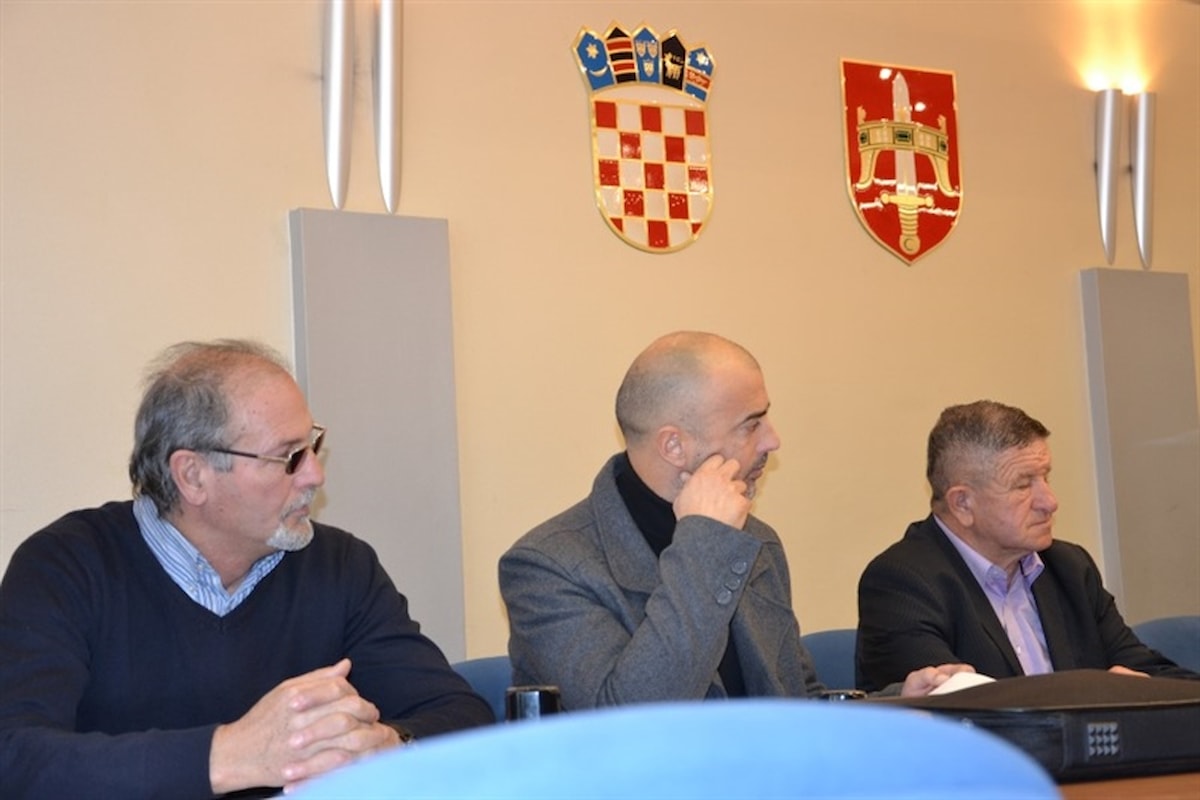 Potpisan Sporazum o suradnji na Projektu razvoja širokopojasne infrastrukture sljedeće generacije