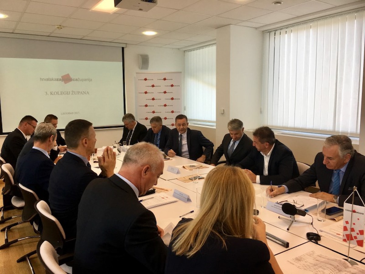 Župani s predstavnicima ministarstava o financiranju jedinica lokalne i regionalne samouprave, smjeru reforme i upravljanju državnom imovinom