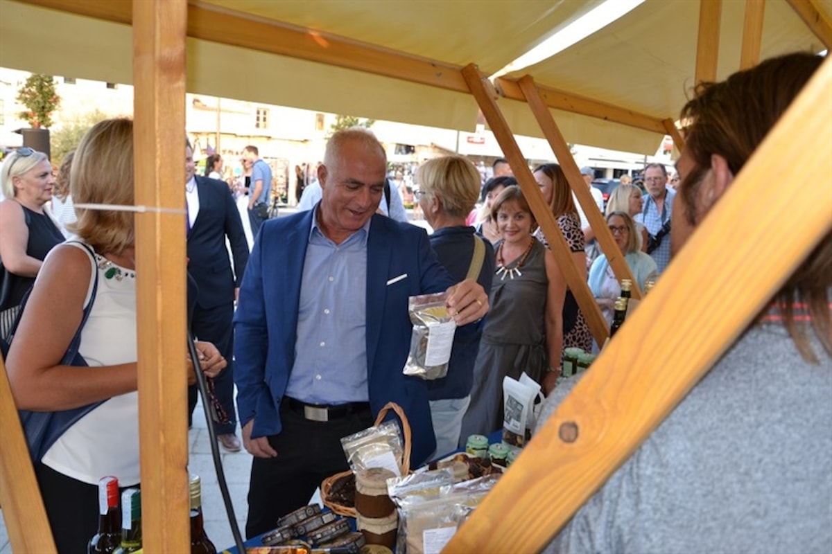Na Murteru održan 5. Festival Hrvatskog otočnog proizvoda Šibensko-kninske županije