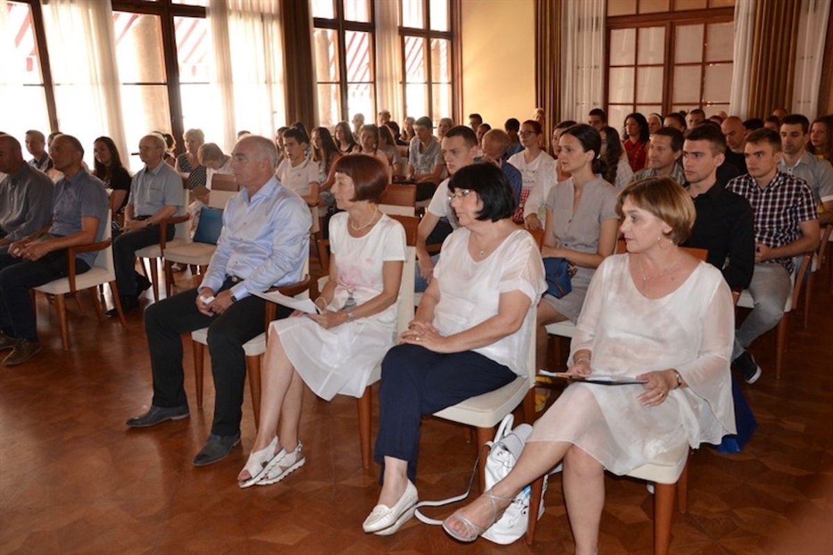 Tradicionalni susret župana i učenika nagrađenih na državnim i regionalnim  natjecanjima