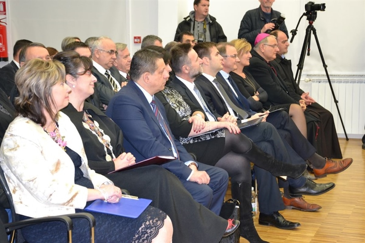 Grad Knin dobio studentski dom i novi prostor Narodne knjižnice