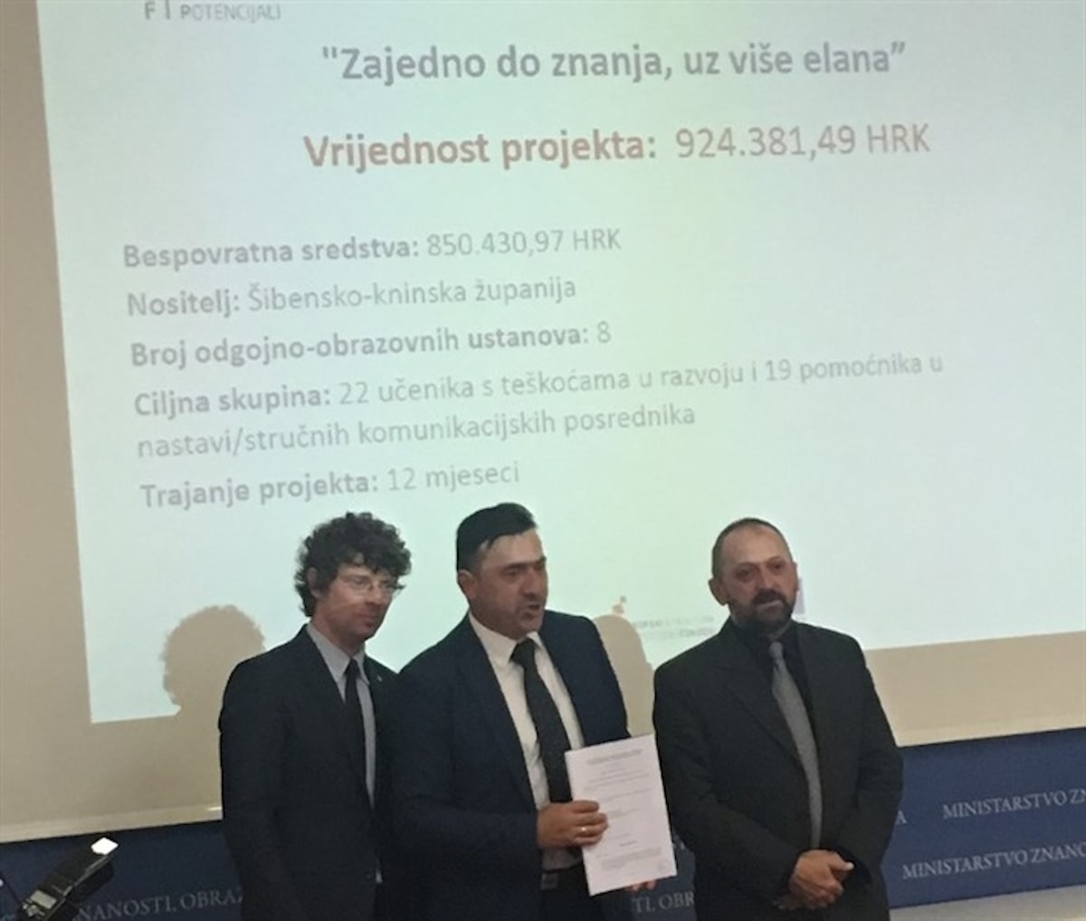 Potpisan ugovor o dodjeli bespovratnih sredstava za asistente u nastavi