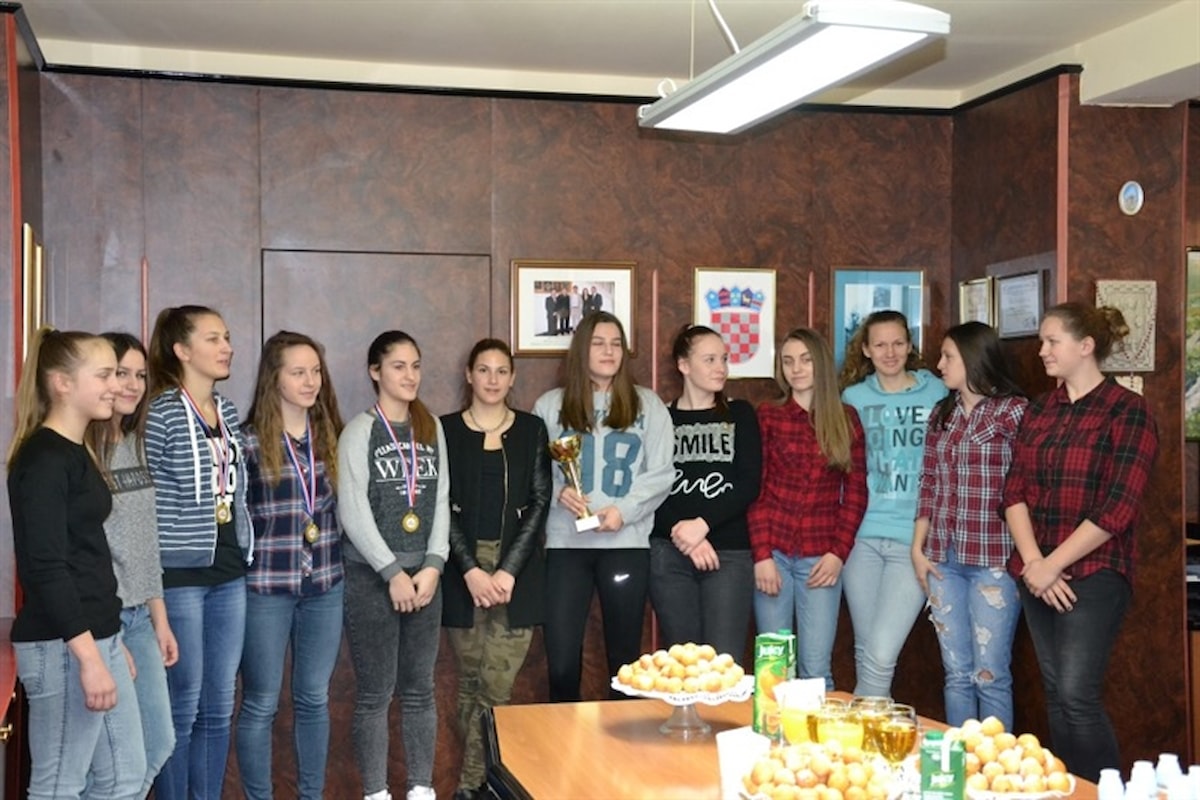 Župan primio trostruke kadetske košarkaške prvakinje Hrvatske