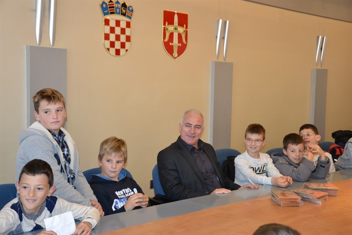 Župan primio učenike trećeg razreda Osnovne škole Brodarica