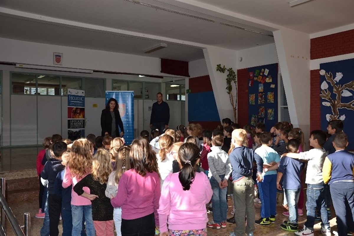 U Osnovnoj školi Kistanje održana radionica HOLISTIC