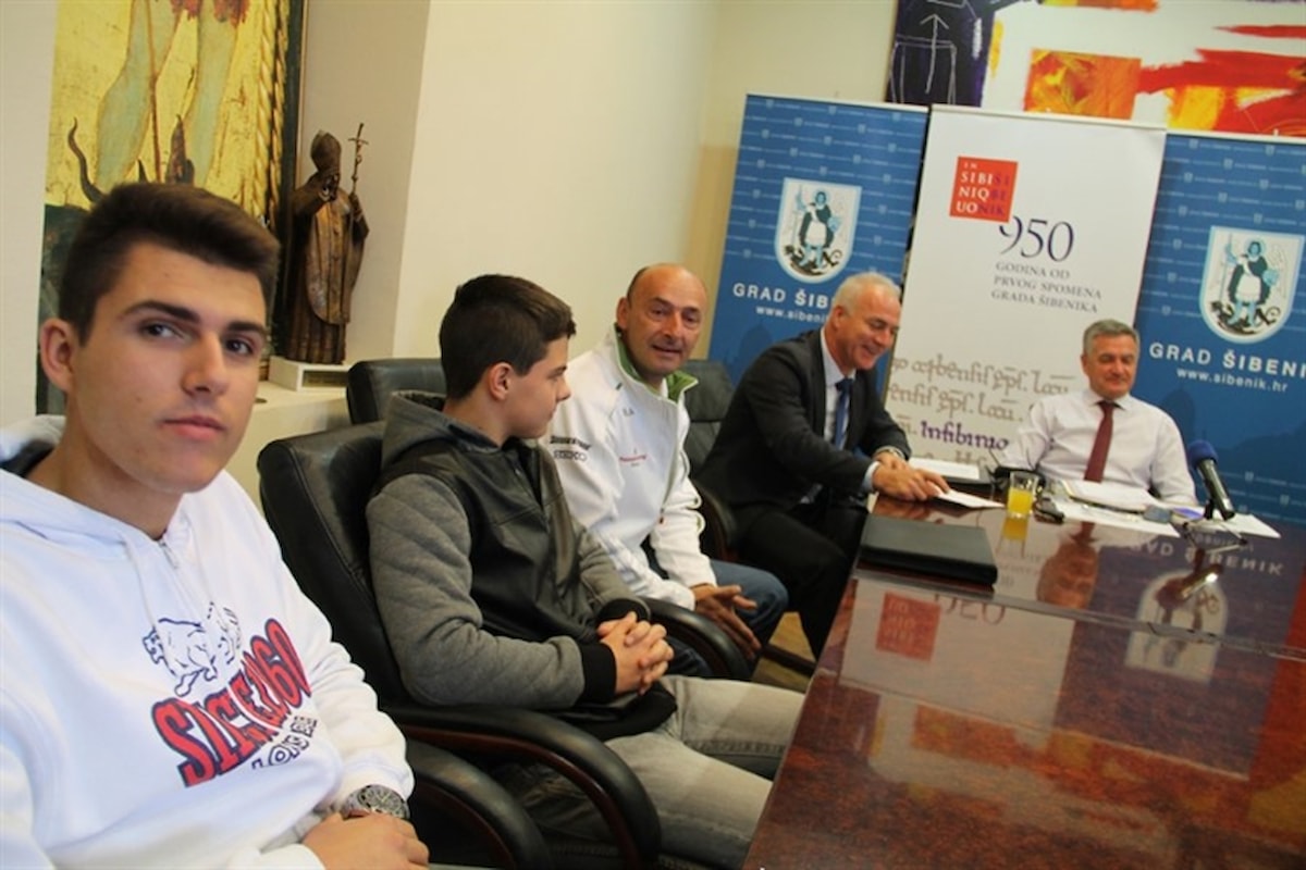 Župan Goran Pauk i gradonačelnik Željko Burić primili uspješne šibenske sportaše