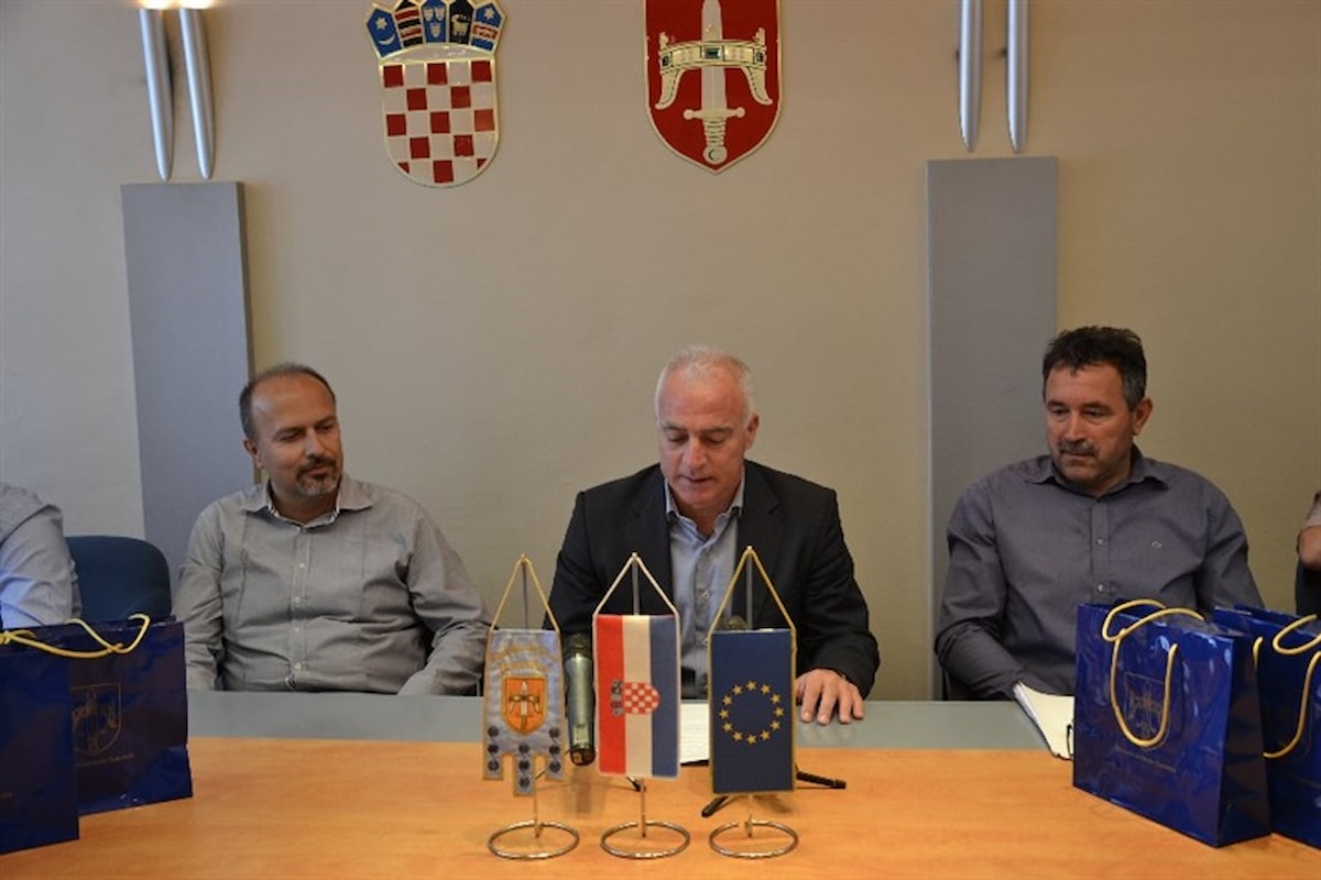 Župan Goran Pauk uručio nagrade pobjednicima kviza „Šibensko-kninska županija u Europskoj uniji“