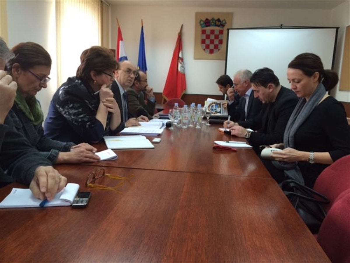 Župan održao sastanak sa čelnicima Grada Drniša i općina Unešić i Ružić