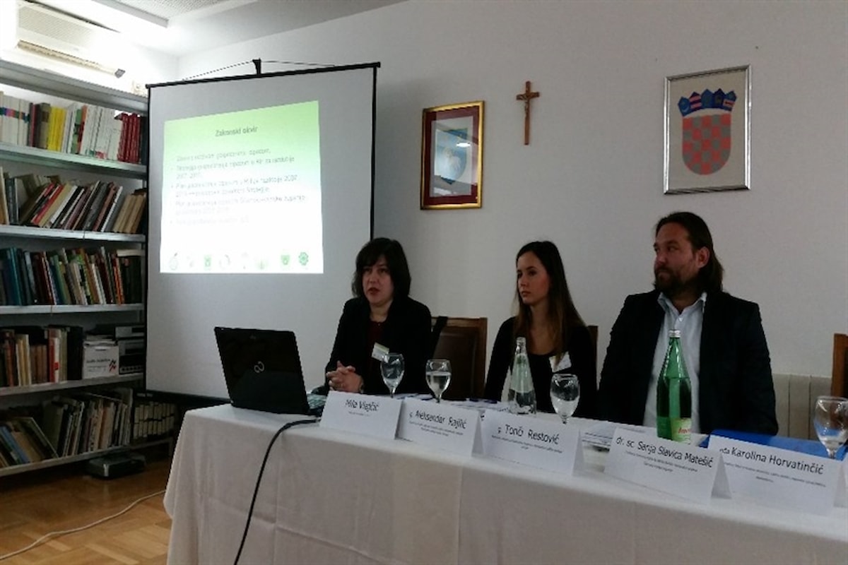 U Kninu održana konferencija „Izazovi i mogućnosti integriranog gospodarenja otpadom na krškim područjima“