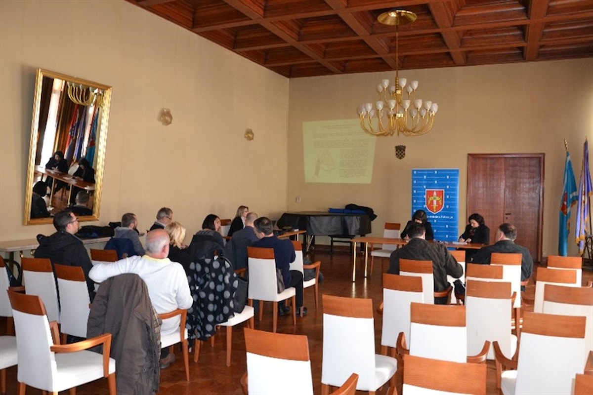 Održano javno izlaganje Studije utjecaje na okoliš  „Izmjene centra za gospodarenje otpadom Šibensko-kninske županije (CGO) „Bikarac“ – ugradnja mehaničko-biološkog postrojenja za obradu otpada (MBO)““